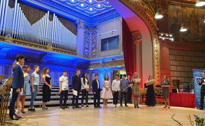 Elevi olimpici din sectorul 4, premiați în cadrul Galei “1 Iunie – Ziua Copilăriei”